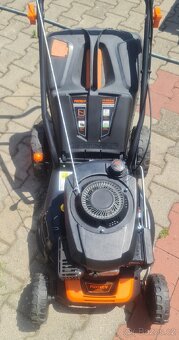 BENZÍNOVÁ SEKAČKA S POJEZDEM FUXTEC - 3