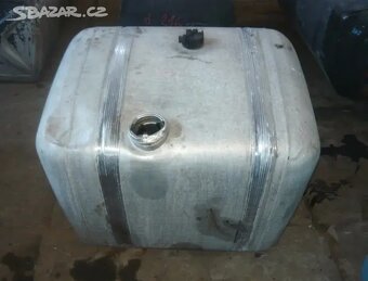 Velký výběr naftových, hydraulických, ad blue - 3