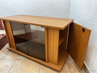 Tv stolek - 3
