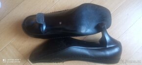 Dámské černé kožené lodičky vel. 38 - 3