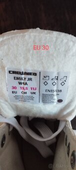 Dívčí lední brusle - 3