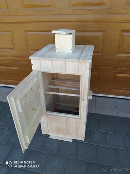 Dřevěná udírna. - 3