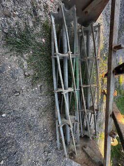 Malotraktor tk rovnač terénu - 3