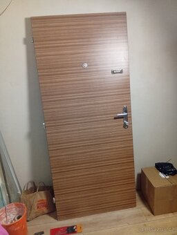 Vchodové dveře levé 80 - 3