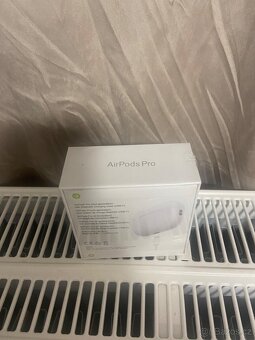 AIRPODS PRO 2 GENERACE APPLE - 3