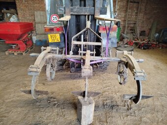 Proorávač brambor tří řádkový - 3