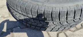 Starší zimní pneumatiky - 3