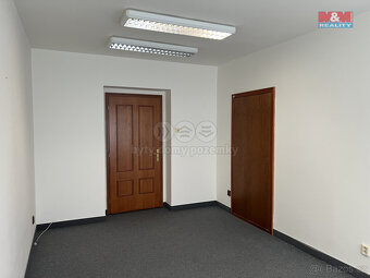Pronájem kanc. prostoru, 97 m2, Chomutov, ul. Školní - 3