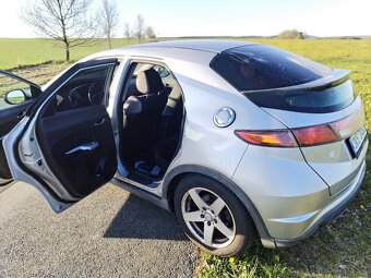 Honda Civic 1,4 - 3