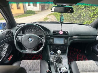 BMW E39 528i - 3