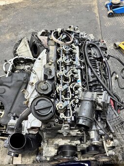 Prodám motor BMW n57 který klepal na spodku vhodný pro repas - 3