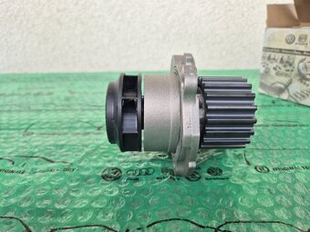 vodní čerpadlo Škoda Fabia I (6Y) 1.9tdi 045121011BX - 3