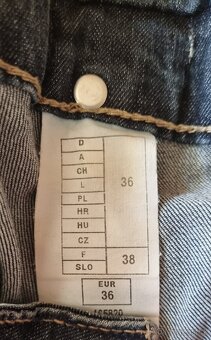 Dámské modré džínové elastické 3/4 kalhoty - 3