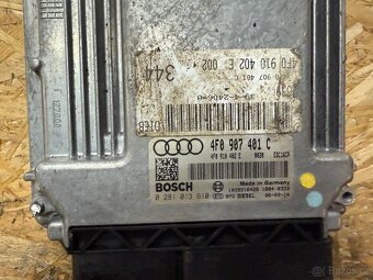 ŘÍDICÍ JEDNOTKA MOTORU 3.0 TDI 171KW ASB 4F0907401C - 3
