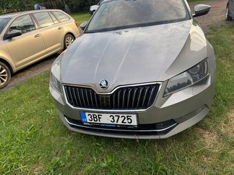 Prodám Škoda Superb 3 2.0 TDi DSG - 3