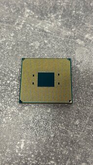 Amd RYZEN 9 3900X - 3