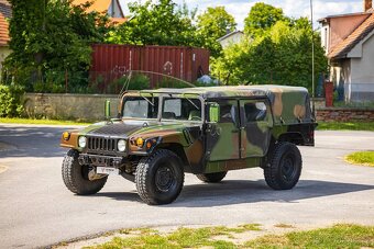 HMMWV M998 z roku 1982 - 3