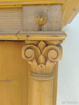 Starožitná skříň - 3