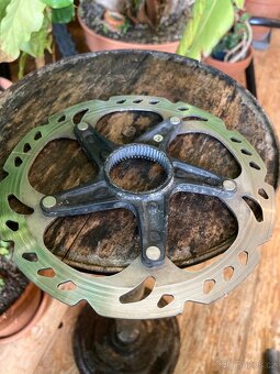 Kotouč Shimano xt - 3