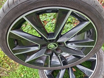 Originál ALU kola Škoda Fabia Rapid R17 + letní pneu - 3