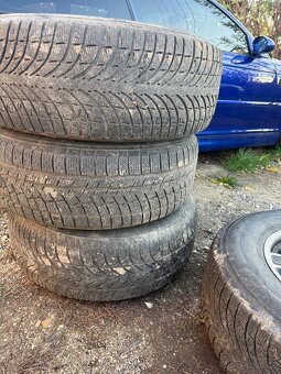 Kola Nissan Navara - 3