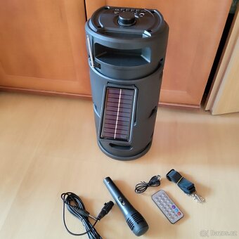 Bluetooth reproduktor s mikrofonem a solárním panelem - 3
