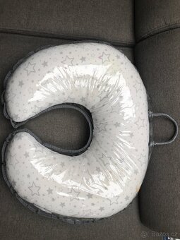 Kojíci polštář z paměťové pěny - 3