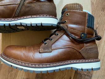 Nové pánské zimní kožené boty Baťa s teplou podšívkou - 44 - 3