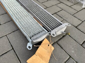 Volha Gaz 24,  olejový chladič, nový originál - 3