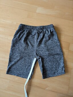Chlapecké kraťasy 3 ks vel. 134-140 - 3
