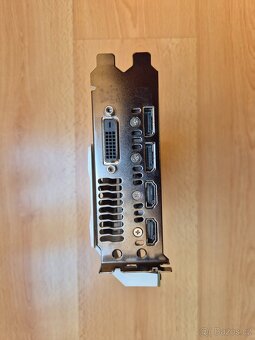 ASUS DUAL GeForce GTX 1070 O8GB - 3