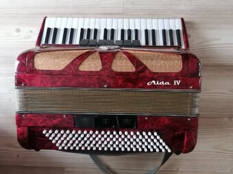 Akordeon Aida 120 basů - 3
