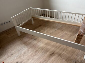 Dětská postýlka s matrací - 3