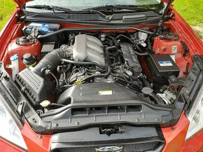 HYUNDAI GENESIS COUPE 3.8 V6 - 3