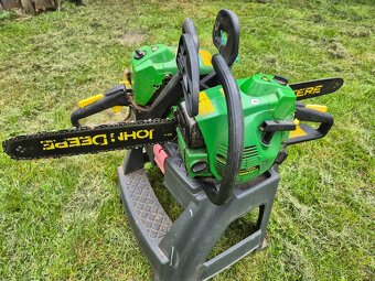 Motorové pily John Deere - 3