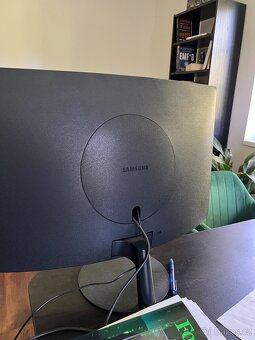 Zakřivený 32" monitor Samsung C32T550FDR – Full HD - 3