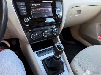 Octavia 2.0 TDI Elegance - 3