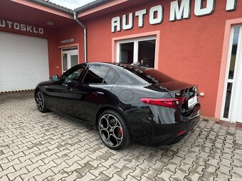 Alfa Romeo Giulia 2.0 Turbo Veloce 206kW - 3