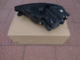 Audi A3 lift originál pravé LED světlo lampa 8V0941034C - 3