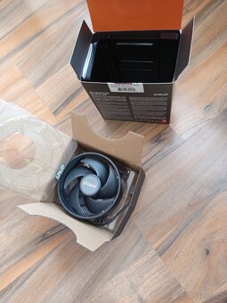 Box AMD AM5 kompletní balení bez CPU pouze chladič - 3