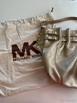 Michael Kors kožená zlatá kabelka - 3