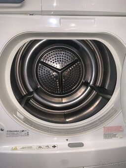 Sušička Electrolux edh97950 - 3