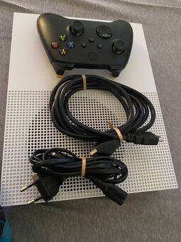 Prodam ps4 šlím plus Xbox one s - 3