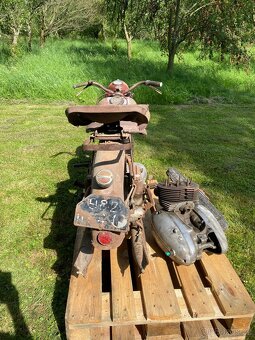 JAWA PÉRÁK 350 18 - 3