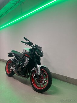 Yamaha mt09 2019 - 3