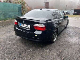 BMW E90 325i manual, r19, hr - 3