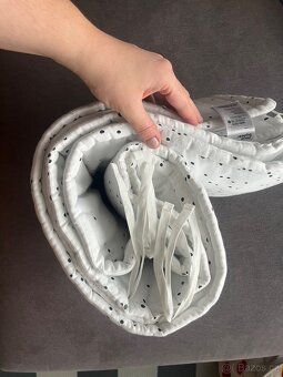 Mantinel do postýlky Done by deer - bilý, tečky - 3