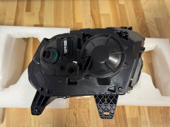 Predni svetla ford mustang 2013-14 - 3