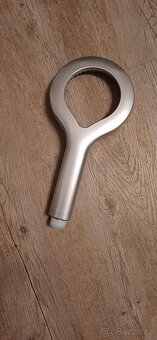 Moderní sprchová hlavice - 3