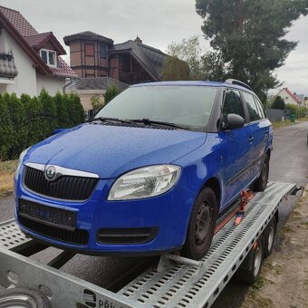 Skoda Fabia 2 1.4 MPI kombi modrá - 3
